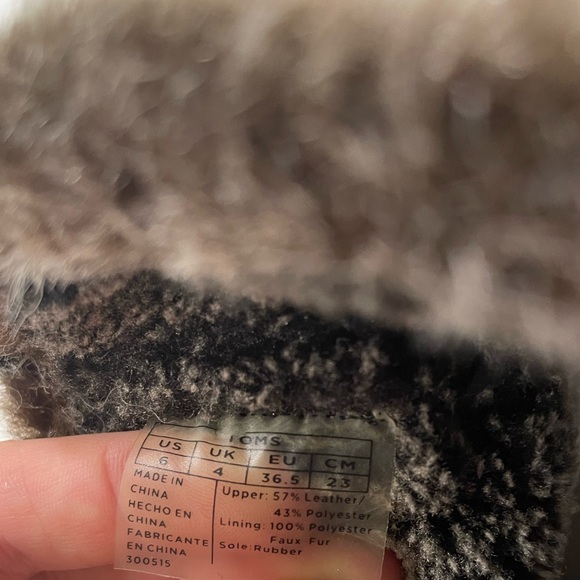 Tom’s “Nepal” Suede & Faux Fur Boot - Picture 9 of 10